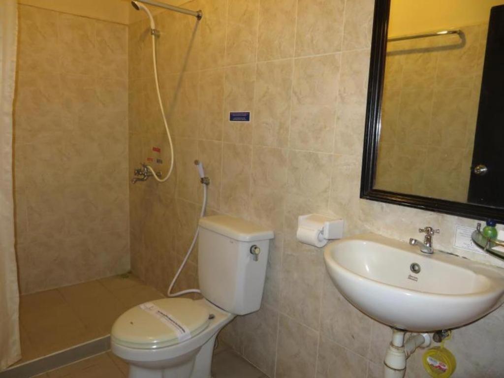 Insumo Palace Hotels & Resorts Kediri  Exterior foto